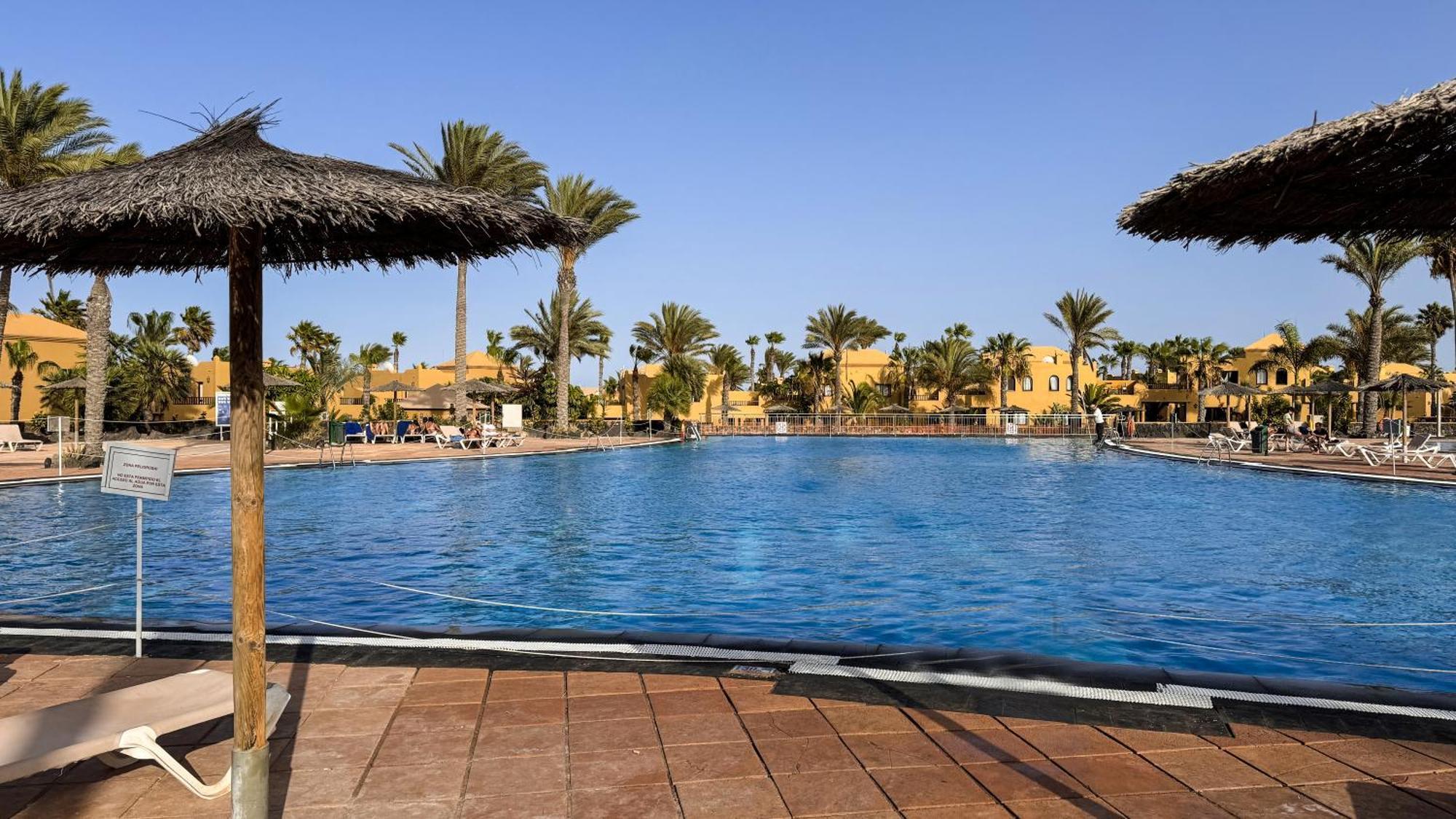 Golden Dream, Swimming Pool And Parking Villa Corralejo Exterior photo