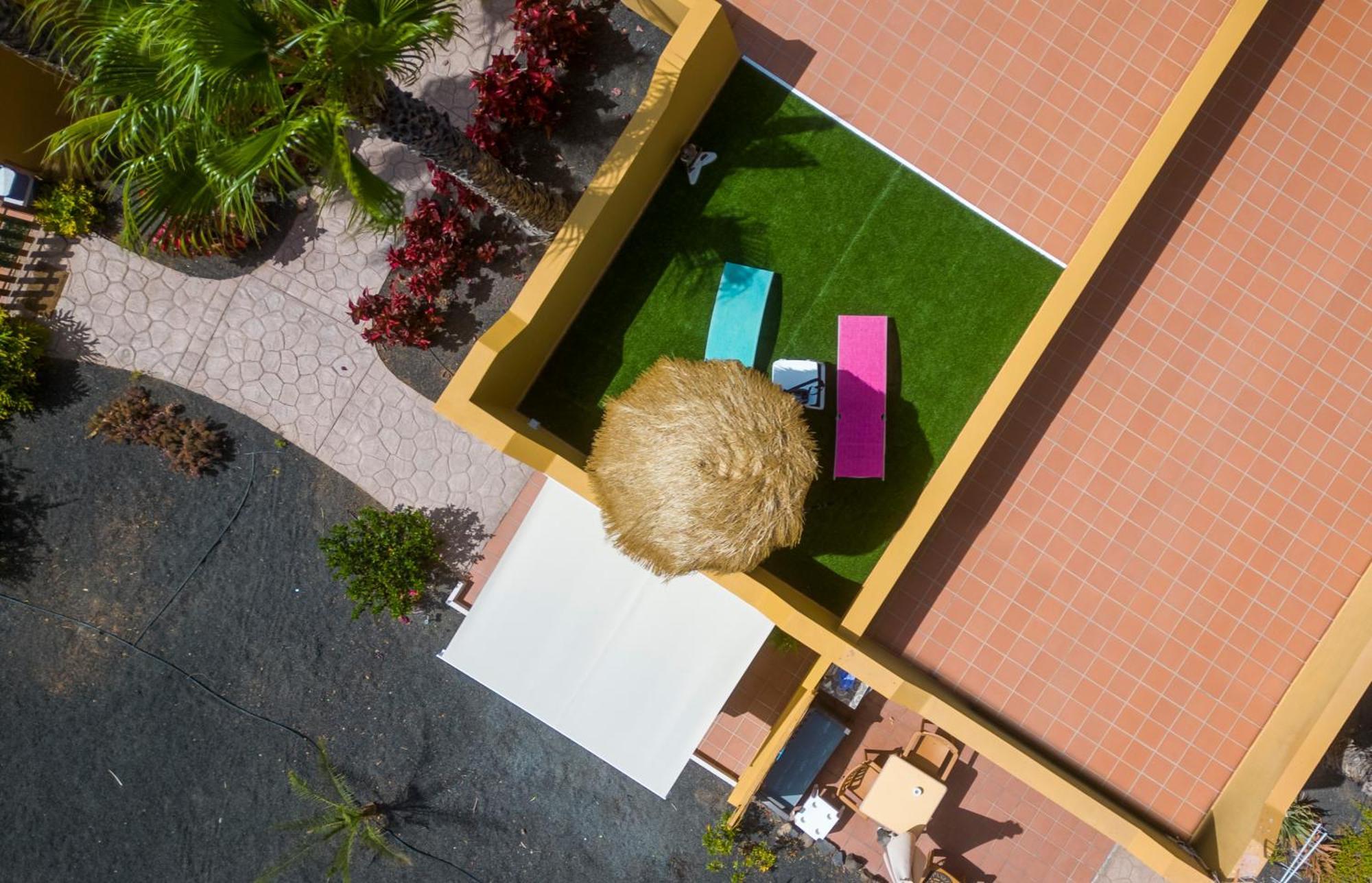 Golden Dream, Swimming Pool And Parking Villa Corralejo Exterior photo